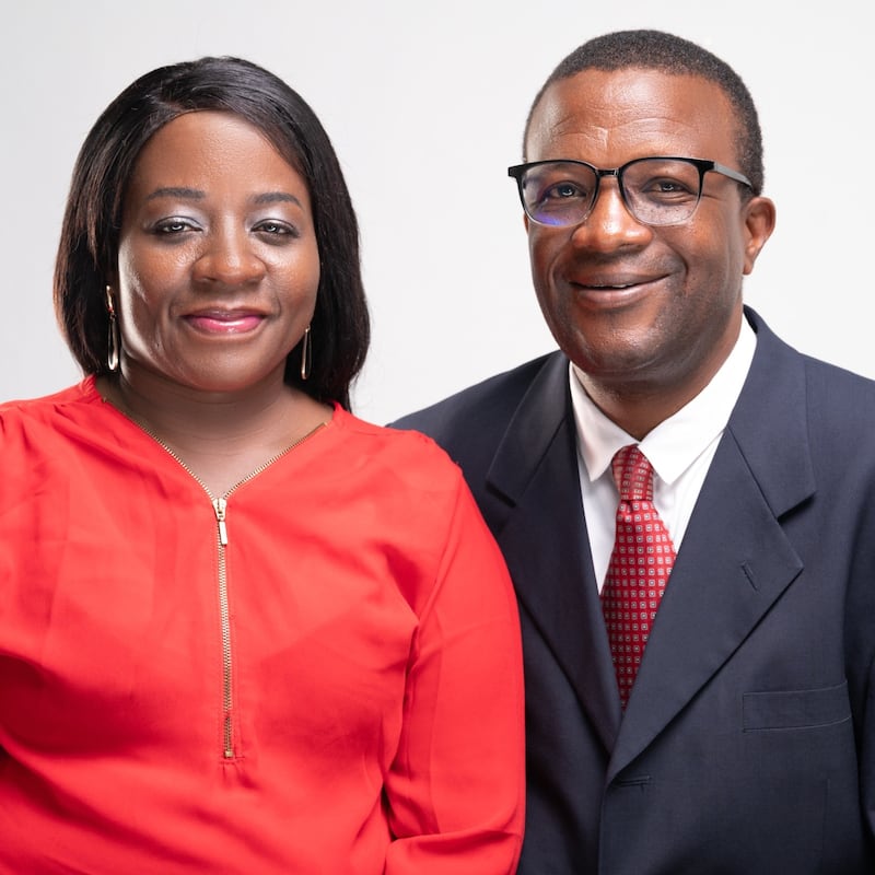 Solomon Malidadi y Amalia Dickie Malidadi, quienes servirán como presidente y compañera de la nueva Misión Mozambique Nampula a partir de julio de 2026.