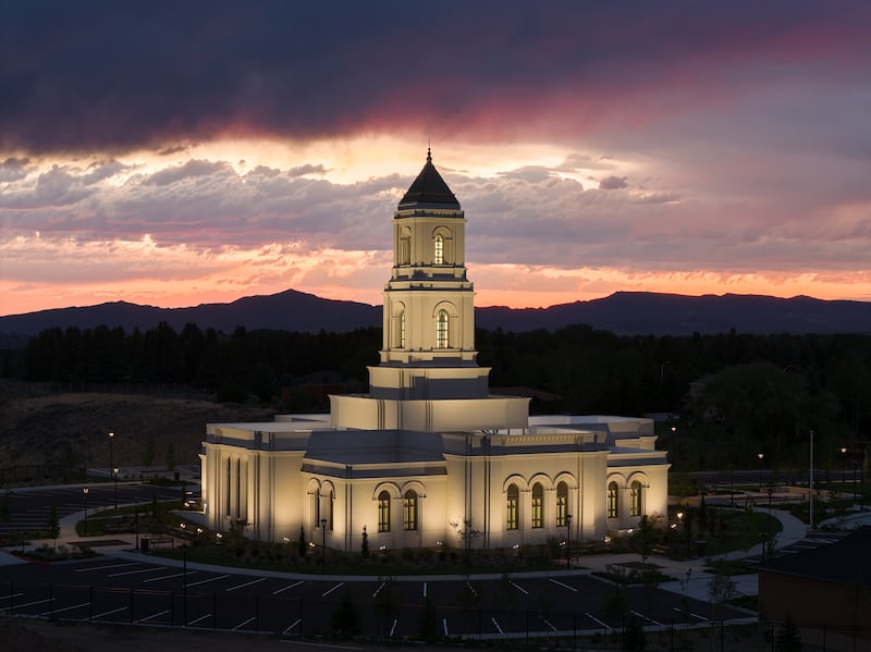 El Templo de Cody, Wyoming al atardecer.