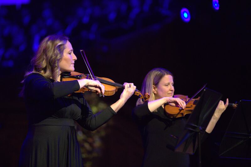 Músicos actúan durante el Festival de Música de la Iglesia 2025, celebrado el sábado 15 de noviembre de 2025, en el Tabernáculo de Salt Lake en Salt Lake City.