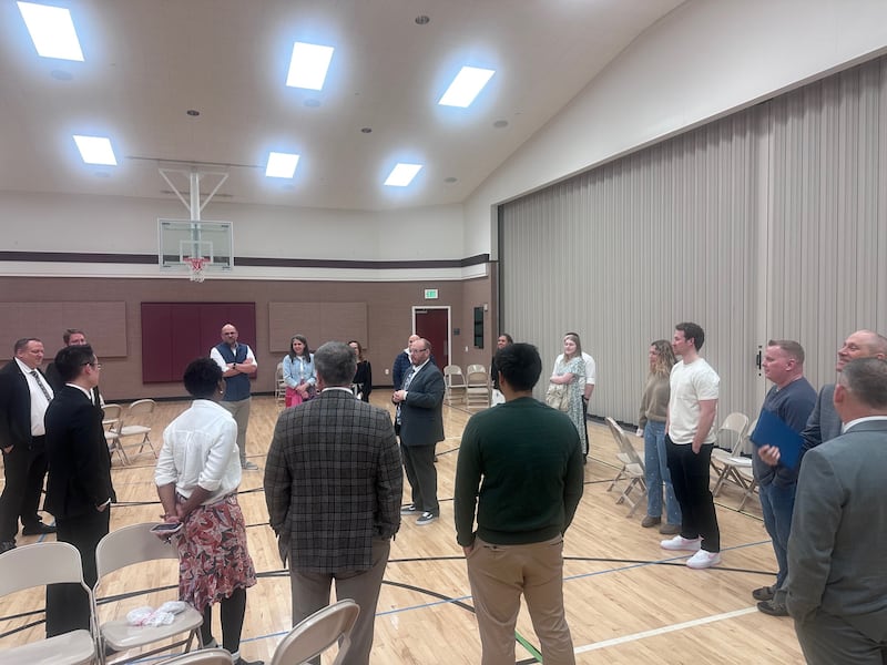 Los jóvenes del Estaca de Brambleton, Virginia, asisten a una noche del CCM en Brambleton, Virginia, el domingo 15 de marzo de 2026.