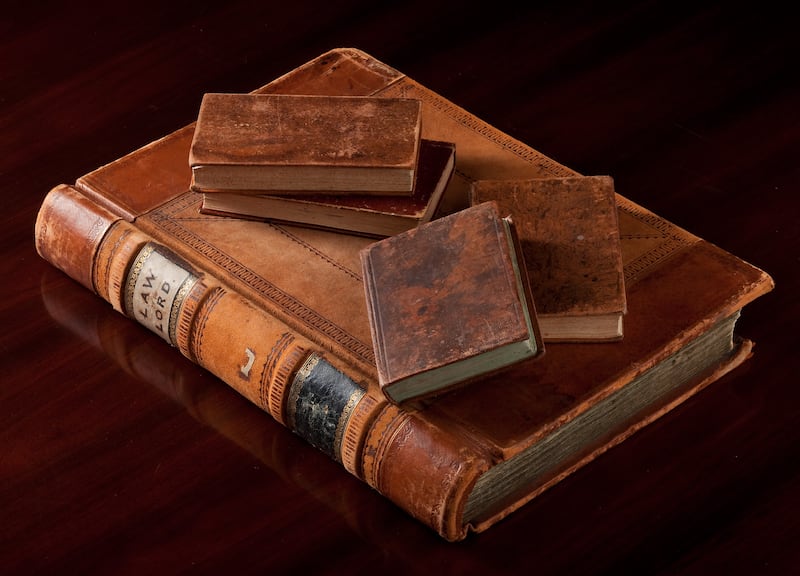 Como historiador personal, Willard Richards guardó los diarios de José Smith con la ayuda de William Clayton y otros entre 1841 y 1844. El libro grande, el primero de los diarios de Nauvoo de José Smith, se titula "The Book of the Law of the Lord" y cubre el período de dic. 1841 a dic. 1842.