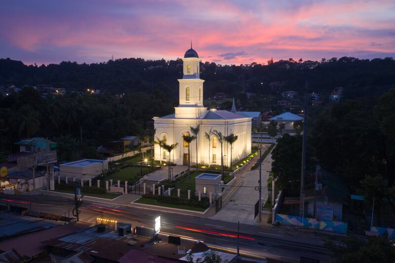 El exterior del Templo de Dávao, Filipinas.