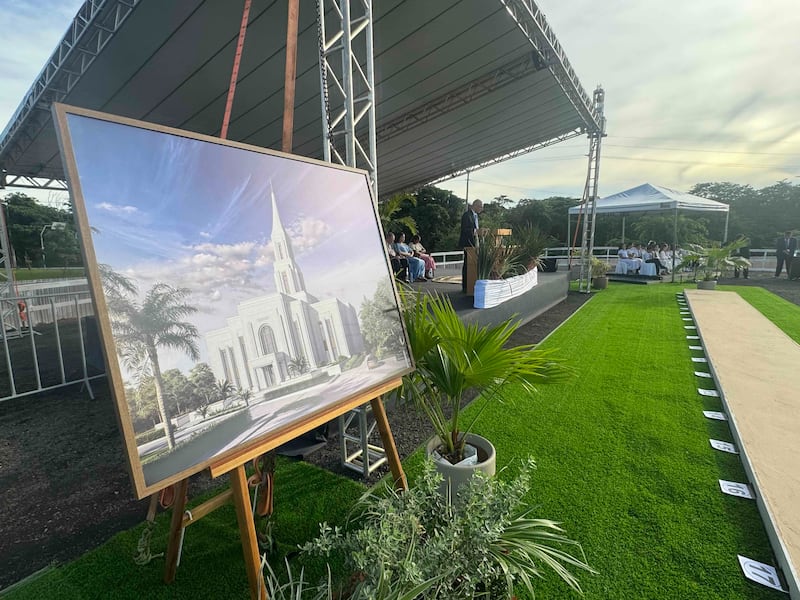 Una representación exterior del Templo de Teresina, Brasil, se muestra en su ceremonia de colocación de la primera piedra el sábado, 18 de abril de 2026, en Teresina, Brasil.