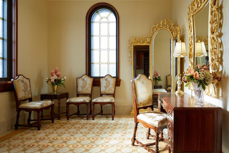 Salón de las novias en el Templo de Arequipa, Perú.