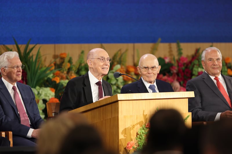 El presidente Henry B. Eyring habla en el Seminario para Nuevos Líderes Misionales 2026.