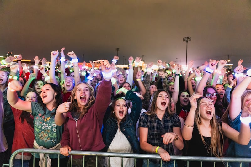 Jóvenes cantan y animan en el Festival de Música Juvenil de Las Vegas en la UNLV el sábado 17 de octubre de 2026.