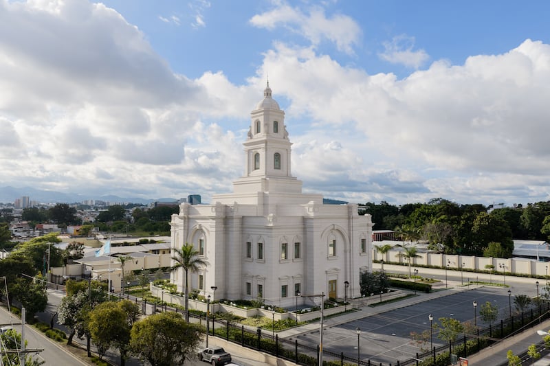 El exterior del Templo de Miraflores Ciudad de Guatemala Guatemala.