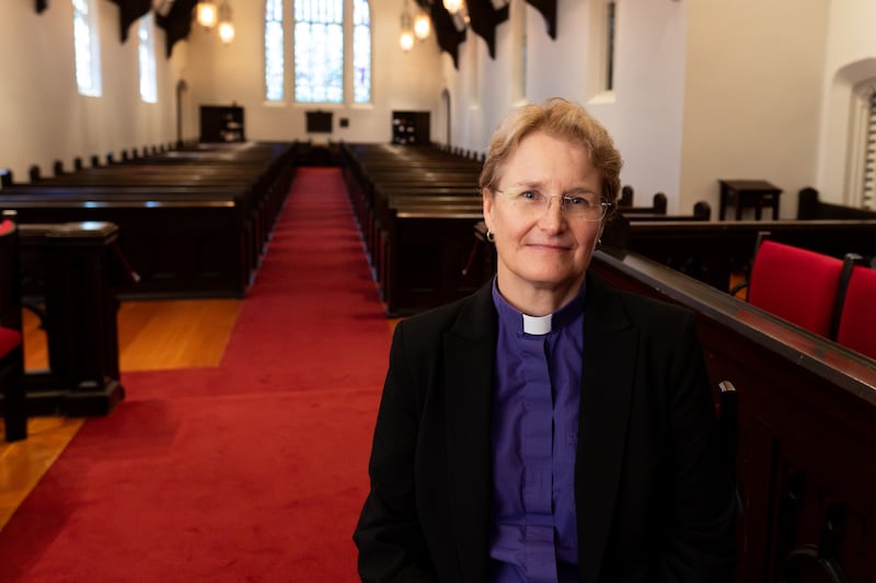 La reverenda Marian Edmonds-Allen es entrevistada para un episodio de "Voces de la fe" de la serie documental del Church News de 2026 titulada "Registro Viviente", disponible en BYUtv.