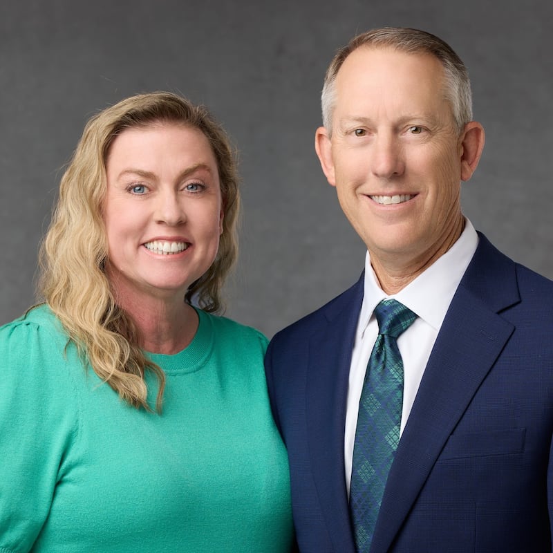 David R. Layton y Joanna C. Layton, quienes servirán como presidente y compañera de la Misión Brasil Vitória a partir de julio de 2026.