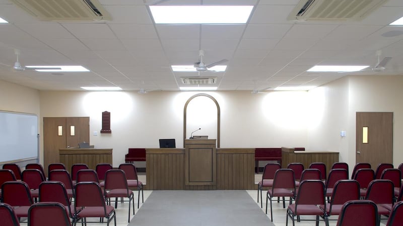 La capilla dentro del nuevo templo para la Rama Curepe, Estaca Puerto de España de La Iglesia de Jesucristo de los Santos de los Últimos Días, en Arima, Trinidad y Tobago, en julio de 2026.