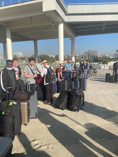 Los misioneros de la Misión Etiopía Addis Abeba se preparan para salir de Etiopía el 5 de noviembre de 2021.