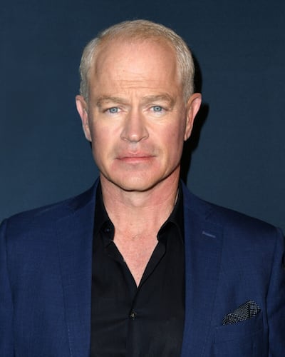 El actor de teatro y cine Neal McDonough será un artista invitado del programa de Navidad de 2022 del Coro del Tabernáculo de la Manzana del Templo.