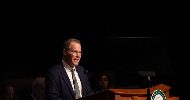 Elton R Rowe Élder Rowe en Ensign College: Cómo acceder al poder de Cristo – Church News