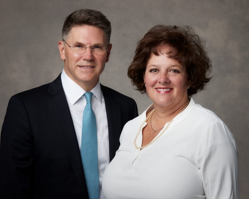Sean y Ann Douglas.