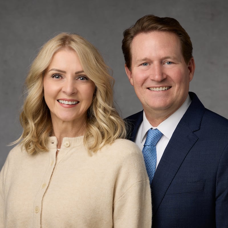 M. Todd Jones y P. Michelle Jones, quienes servirán como presidente y compañera de la Misión Filipinas Olongapo a partir de julio de 2026.