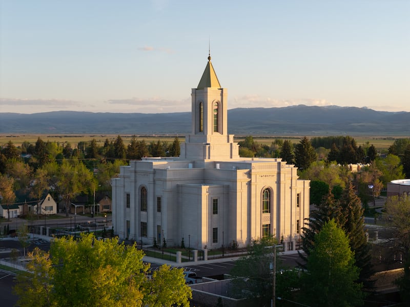 El Templo de Montpelier, Idaho al atardecer.