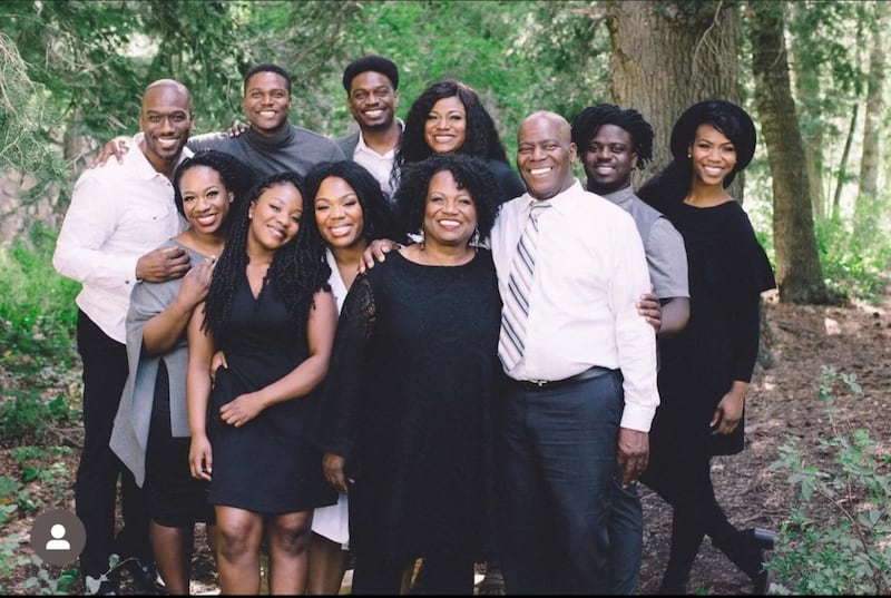 La Familia Bonner se unirá al Coro del Tabernáculo y la Orquesta de la Manzana del Templo como artista invitado para el concierto benéfico "Canciones de Esperanza" en el Hollywood Bowl en Los Ángeles, California, los días 24 y 25 de junio de 2026.