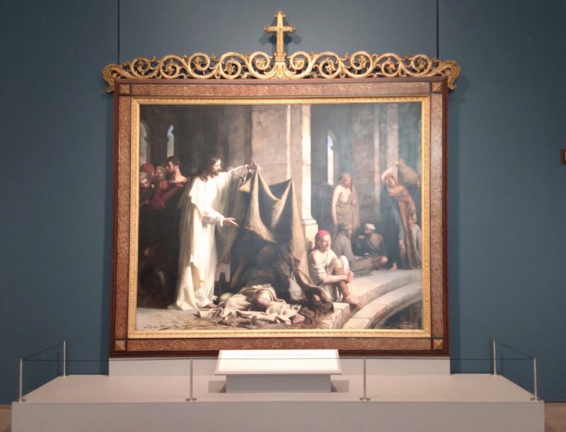 Una exhibición actualizada muestra a “Cristo sana al enfermo de Betesda” como fue originalmente enmarcada en Copenhague, Dinamarca.