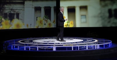 El presidente de BYU, Kevin J. Worthen, habla durante la Conferencia de la Universidad anual de BYU el 24 de agosto de 2020.