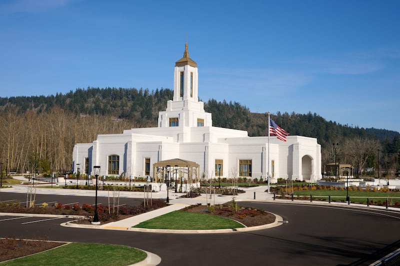 El exterior del Templo de Willamette Valley, Oregón.