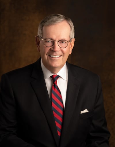 La Primera Presidencia de La Iglesia de Jesucristo de los Santos de los Últimos Días nombró al ex gobernador de Utah Michael O. Leavitt como el nuevo presidente del Coro del Tabernáculo en la Manzana del Templo.