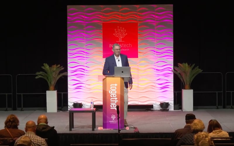Shaun Stahle habla en una clase en RootsTech 2026 titulada "Cada piedra un sermón: contemplando el incomprensible futuro del Templo de Salt Lake", el 7 de marzo de 2026, en el Centro de Convenciones Salt Palace en Salt Lake City.