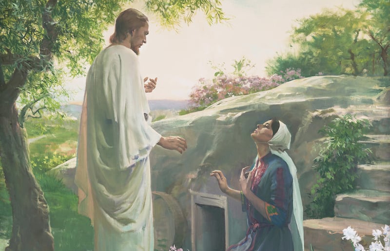 El Jesucristo resucitado se aparece a María Magdalena en la tumba vacía en esta pintura de Harry Anderson.