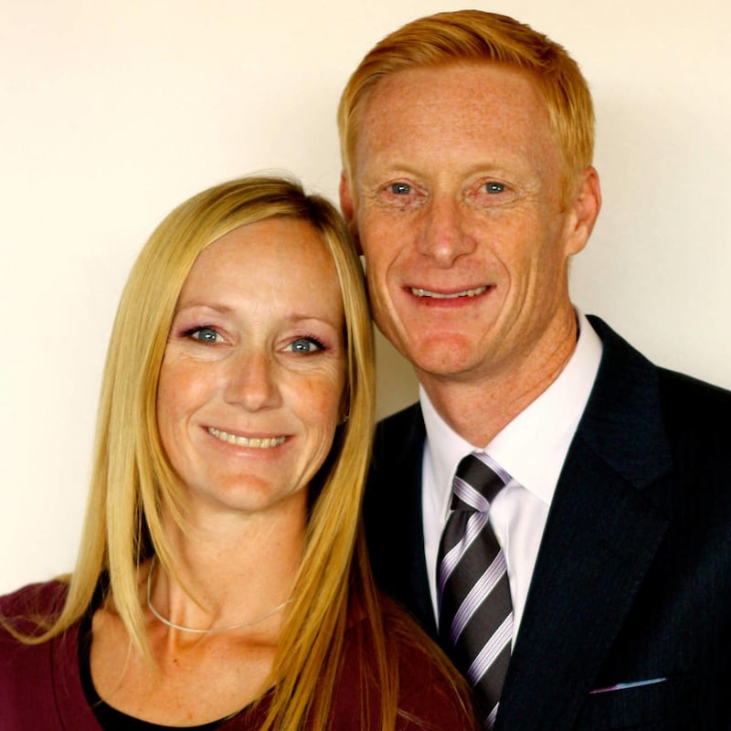 Aaron Tracy Hall y Kimberly Wade Hall