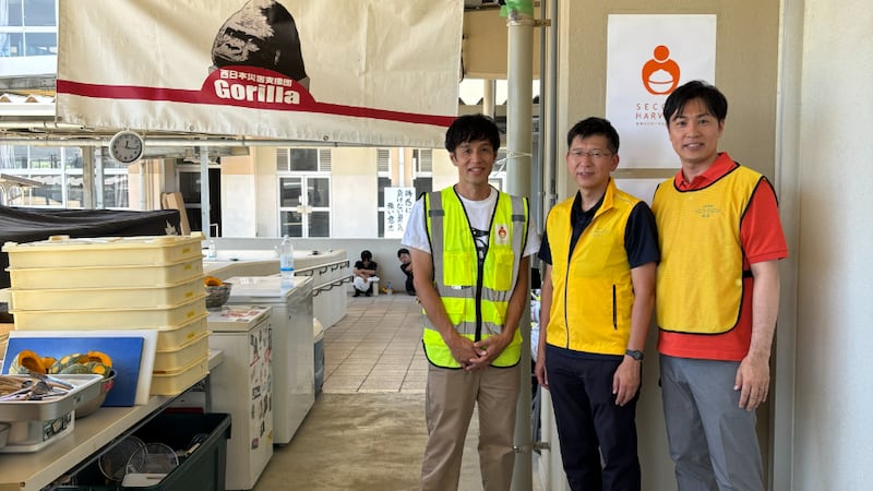 Miembros de la Iglesia y Second Harvest Japan trabajan juntos para proporcionar ayuda después del terremoto del 28 de julio de 2026 en Kumamoto, Japón.