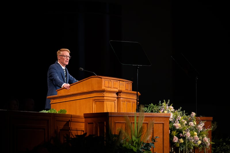 El élder Aaron T. Hall, Setenta Autoridad General, ofrece un discurso devocional a los estudiantes de BYU–Idaho en Rexburg, Idaho, el martes, 3 de marzo de 2026.