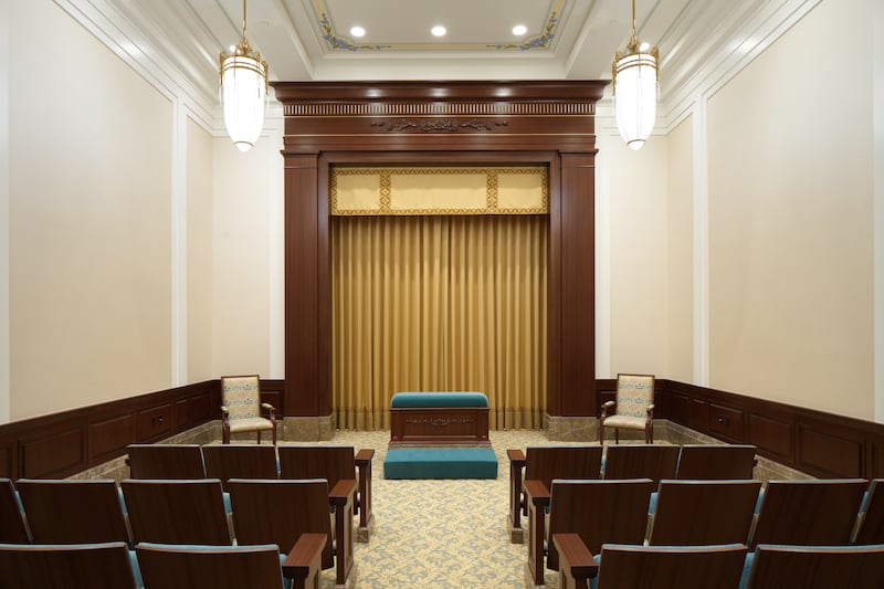 Una sala de instrucción dentro del Templo de Montpelier, Idaho.