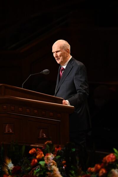 El presidente Russell M. Nelson habla en la sesión del domingo, 3 de octubre de 2021, por la mañana, de la 191ª Conferencia General Semestral de La Iglesia de Jesucristo de los Santos de los Últimos Días.