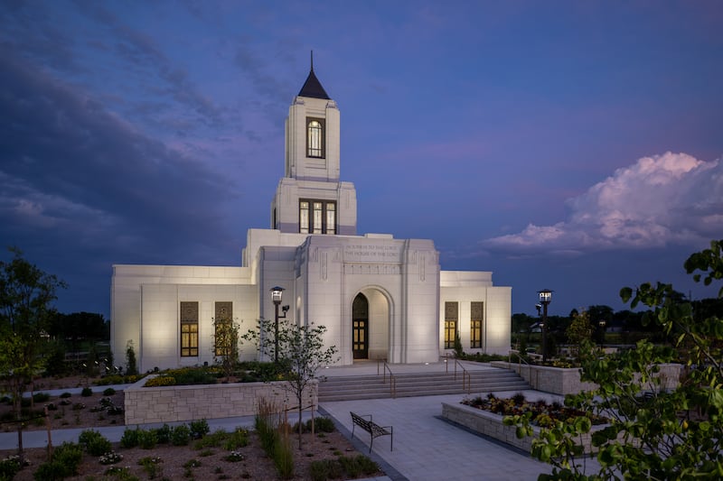 El Templo de Wichita, Kansas de noche.