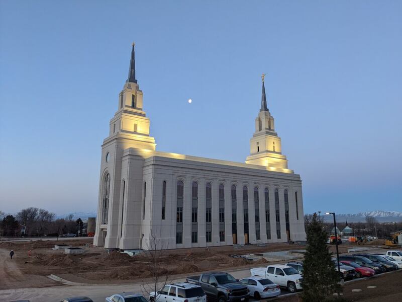La construcción del Templo de Layton, Utah, de la Iglesia de Jesucristo de los Santos de los Últimos Días continúa el 22 de marzo de 2022.
