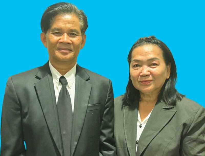 Umporn Parapan y Am-On Parapan, quienes servirán como presidente y directora del Templo de Bangkok, Tailandia, a partir de septiembre de 2026.