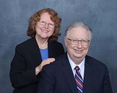 Sandra Pitcher y Frank L. Pitcher.