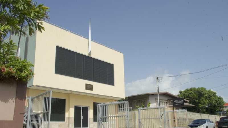 Se abrió una nueva capilla para los miembros de la Rama Curepe en la Estaca Puerto de España de La Iglesia de Jesucristo de los Santos de los Últimos Días en Arima, Trinidad y Tobago, en julio de 2026.