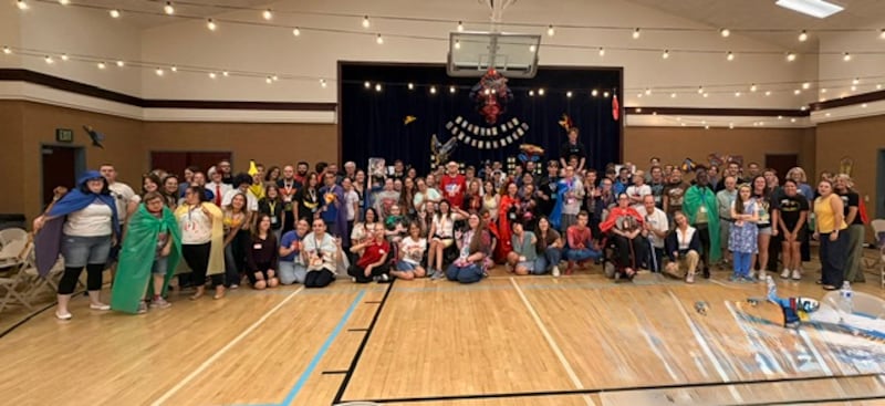Los participantes del programa de actividades para personas con discapacidades, consejeros de jóvenes y líderes de actividades para personas con discapacidades tienen una actividad de superhéroes en Mesa, Arizona, el 11 de agosto de 2026.