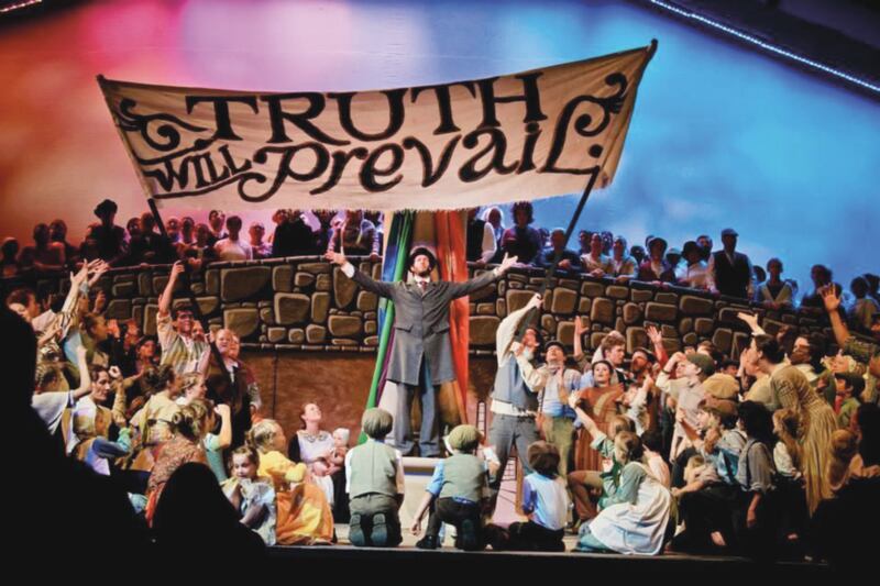 El Espectáculo de Nauvoo está programado del 5 al 30 de julio de 2022 en la histórica Nauvoo, Illinois. Está compuesto por un elenco principal de artistas profesionales y elencos familiares que cambian cada semana.