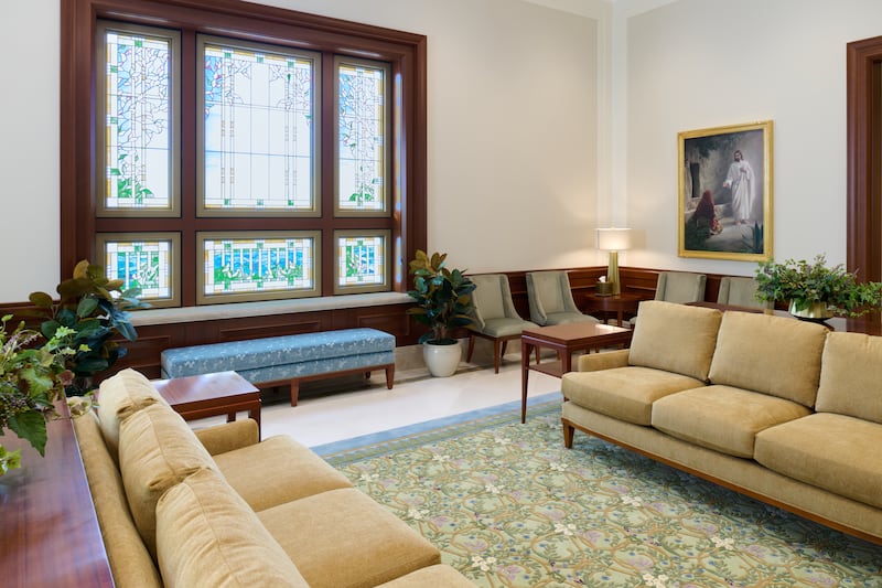 Un área de espera en el Templo de Willamette Valley, Oregón.